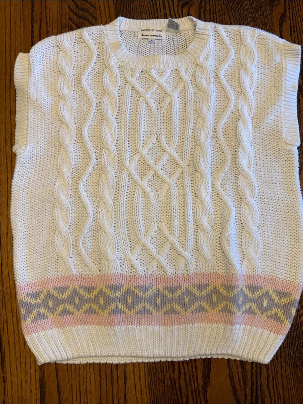 Vtg Jason Maxwell Cable Knit Sweater Vest in off-White w/Pastel Trim